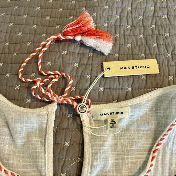 Max Studio Cotton Embroidered Top XL Cream $98 - Picture 4 of 7